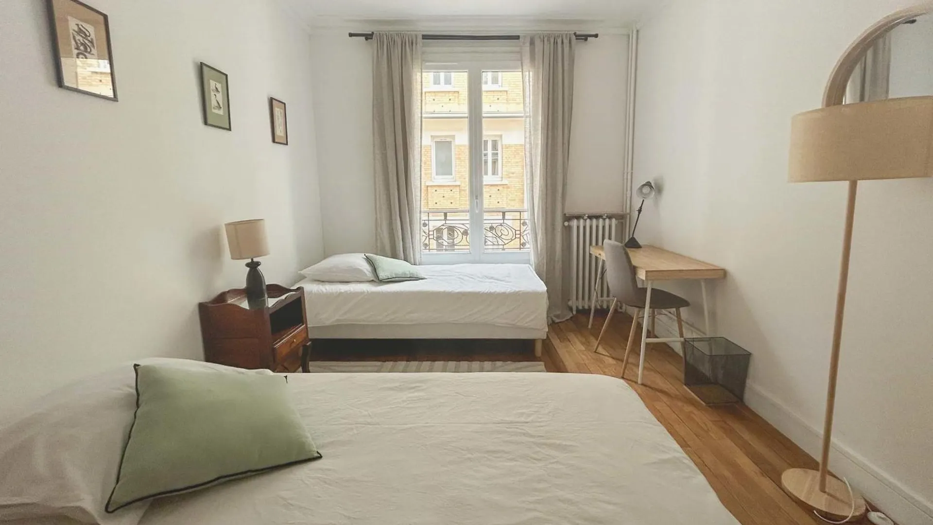 Jardin Des Plantes - Beautiful Bright 2-Bedroom Apartment -1 Living Room 巴黎