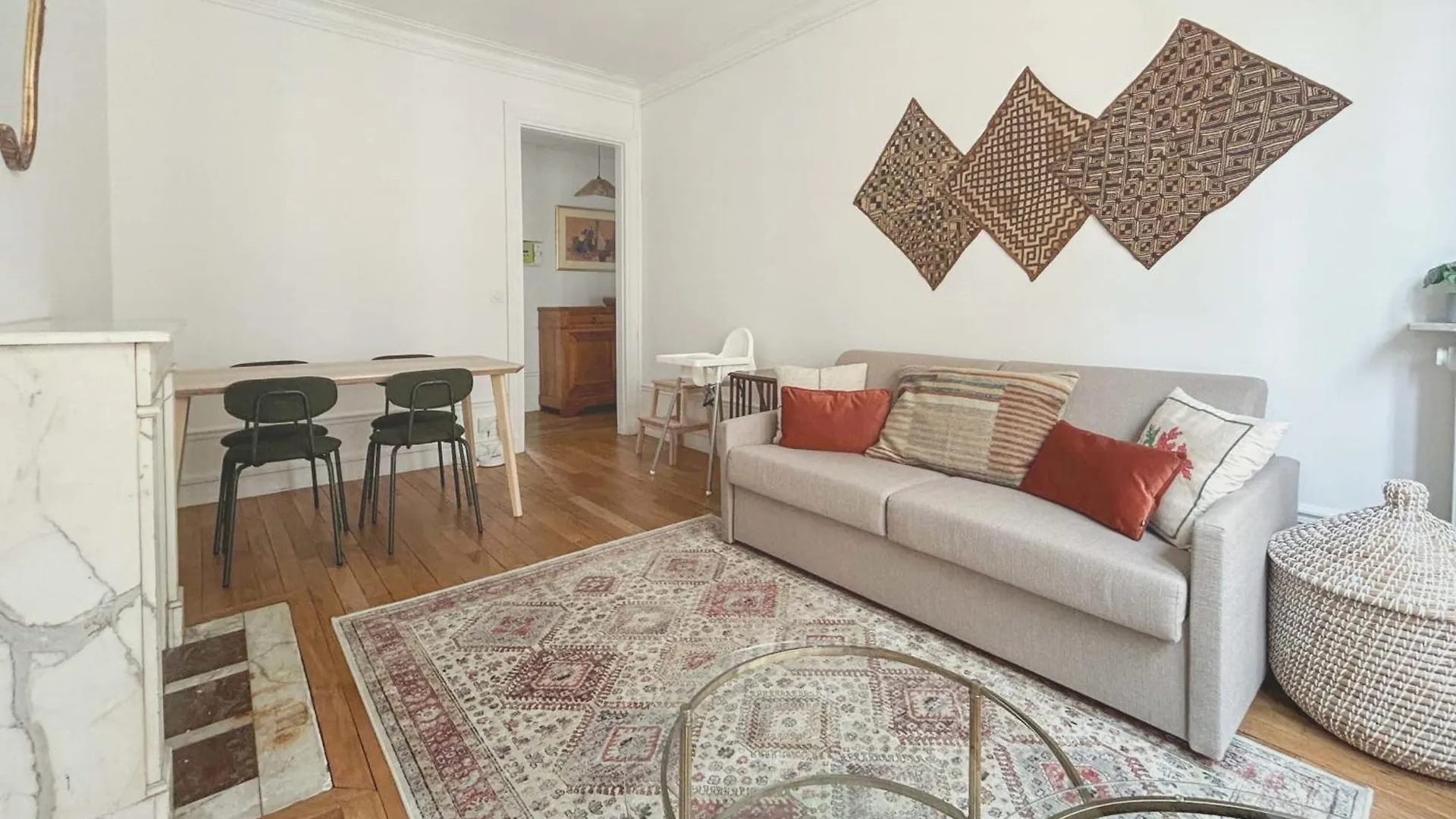 Jardin Des Plantes - Beautiful Bright 2-Bedroom Apartment -1 Living Room 巴黎