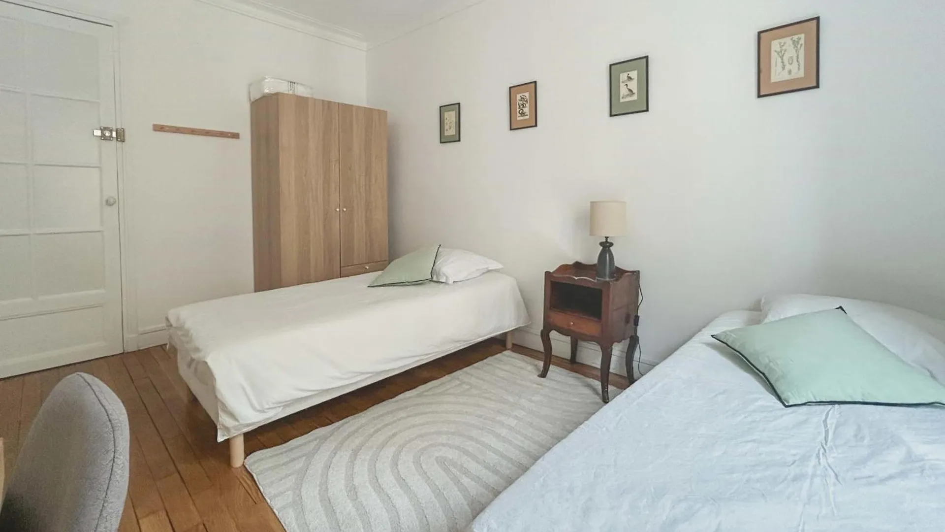 Jardin Des Plantes - Beautiful Bright 2-Bedroom Apartment -1 Living Room 巴黎